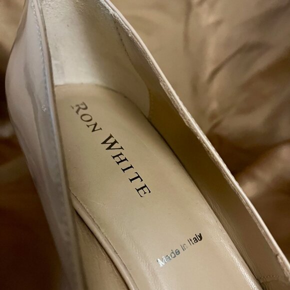 NWOT, Ron White Shoes, Nude patent pumps, size 35 1/2 - Picture 6 of 7